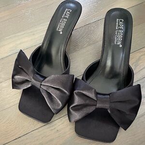 Cape Robbin Women's Black Satin Bow Mules